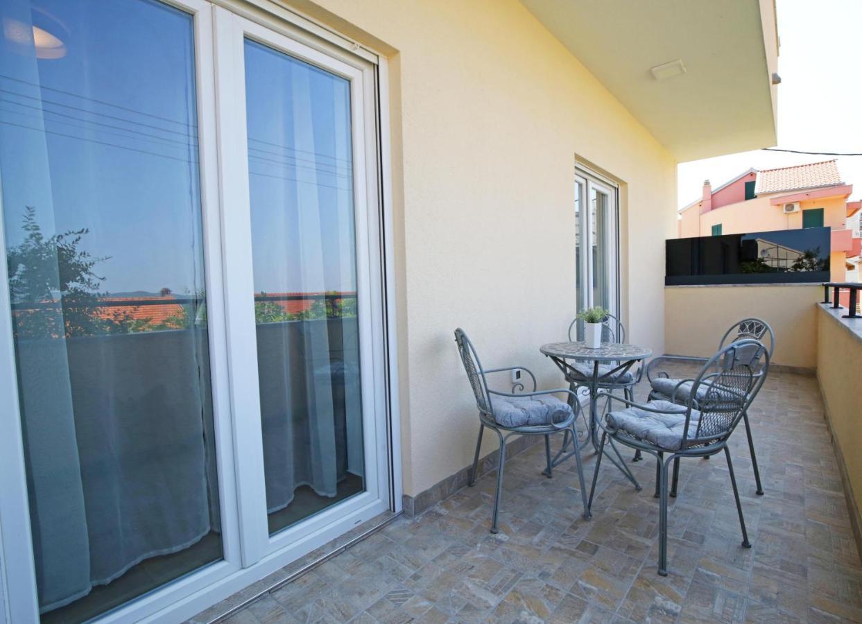 Apartment Tonka Šibenik Екстериор снимка